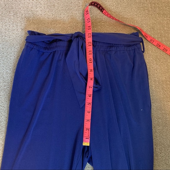 BCBG Paperbag Waist Trousers - Picture 10 of 11